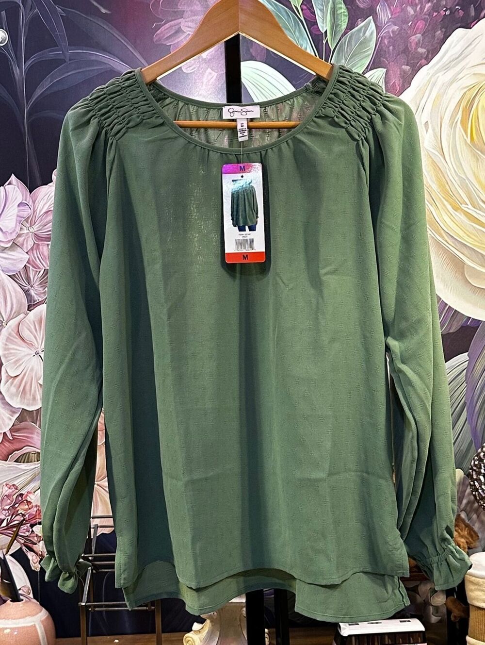 Jessica Simpson M Blouse Smocked Shoulder Long Sleeve Green Textured Fabric NWT